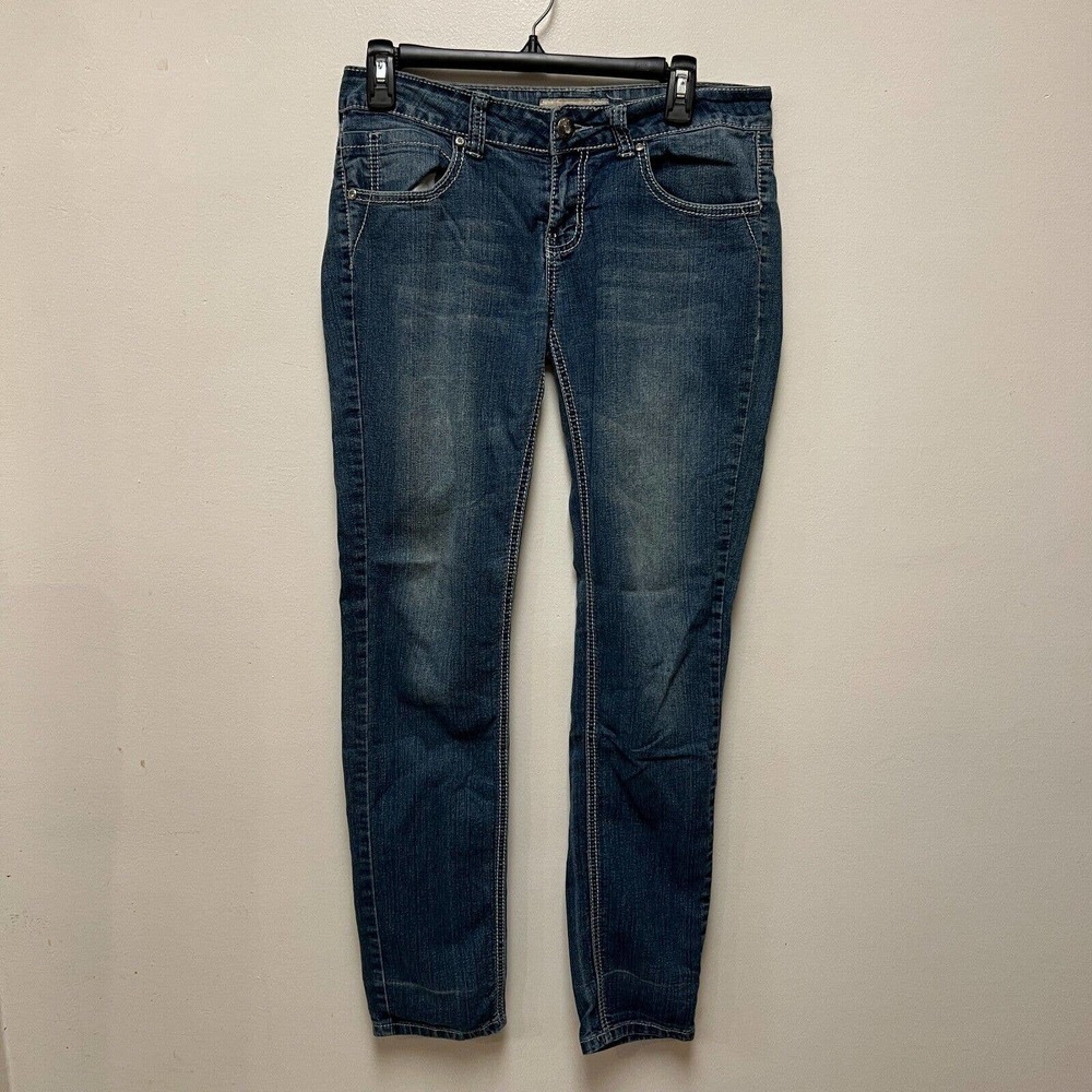 U-51 Jeans Size 7 Stretch Embroidered Blue Wash Stretch Denim